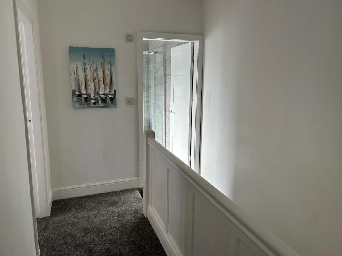 Light And Spacious Highcross Apartment Poulton-le-Fylde Eksteriør bilde