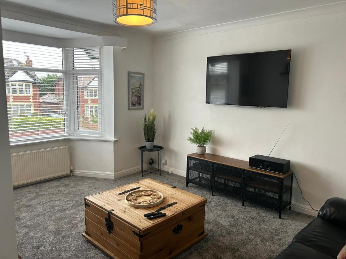 Light And Spacious Highcross Apartment Poulton-le-Fylde Eksteriør bilde